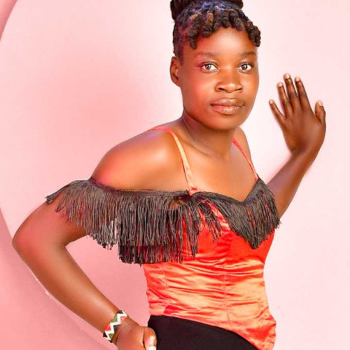 Lilian R.