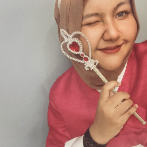 Nura L. profile photo