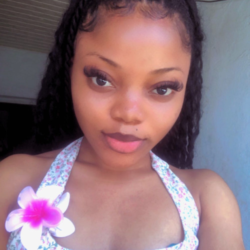 Naarah L.