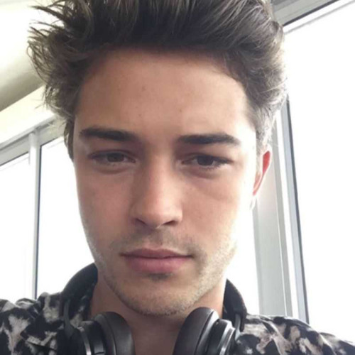 Jonas V. profile photo