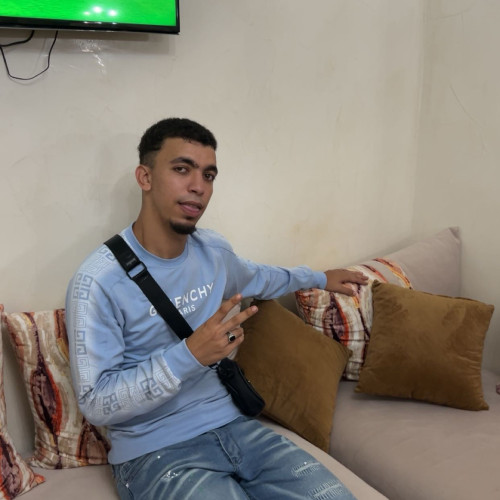 Younes K. profile photo