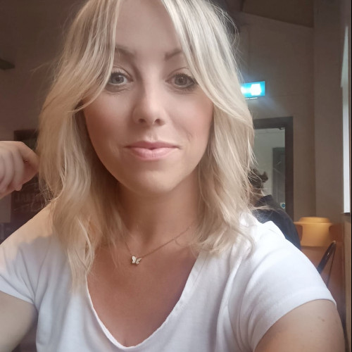 Suzanne B. profile photo