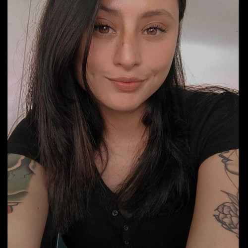 Laura m. profile photo