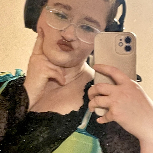 Vivian J. profile photo