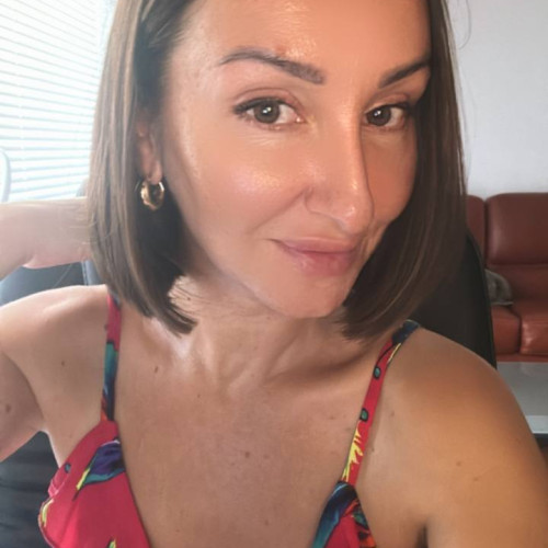 Iuliia T. profile photo