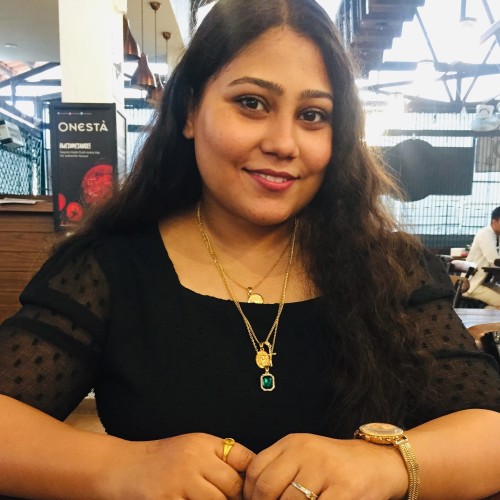Dharshini R.
