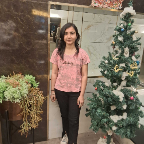 riya s. profile photo