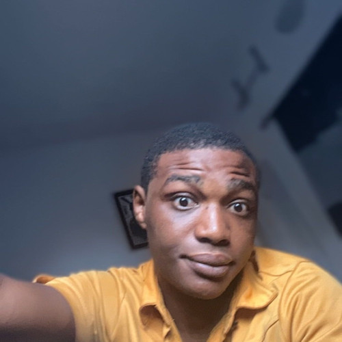 famous T. profile photo