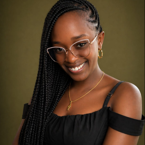 Joyce M. profile photo