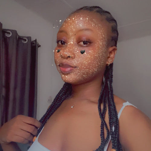 Pearl O. profile photo