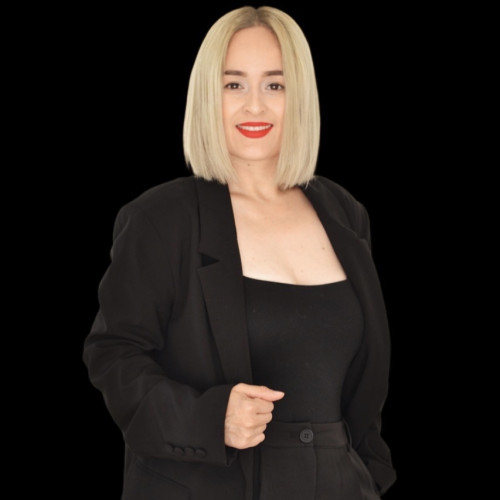 Esme C. profile photo