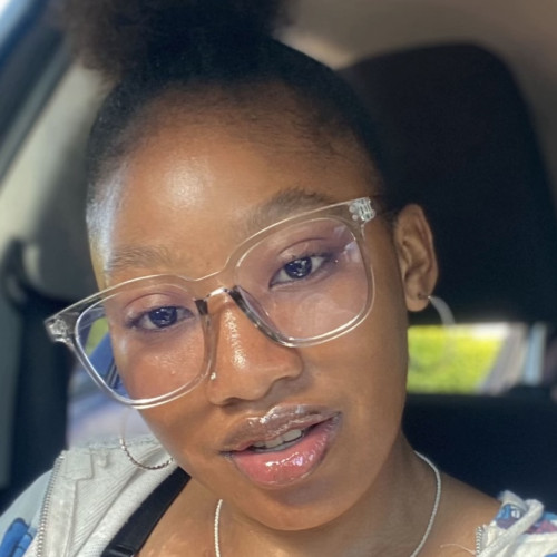 Nadine  M. profile photo