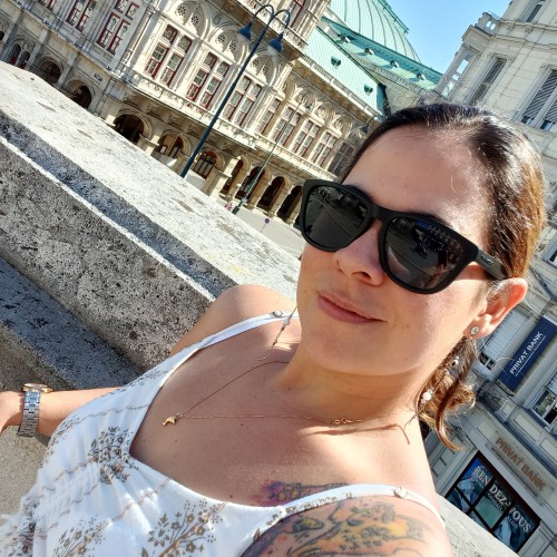 Nathalie O.