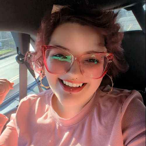 Ell O. profile photo