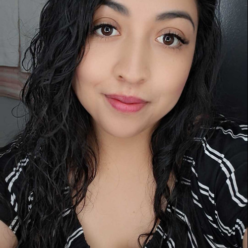 maribel v. profile photo