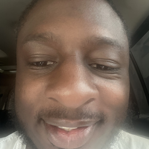 Lue W. profile photo