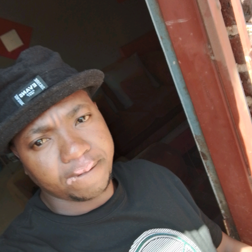 Gift  B. profile photo