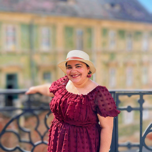 Cristina  L. profile photo