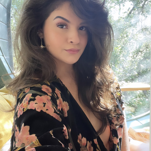 Yvette H.