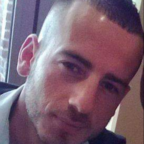 Elnis  E. profile photo