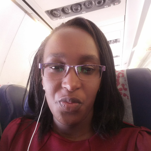 Laura T. profile photo