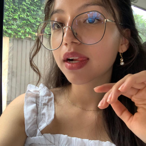 Lucia T. profile photo