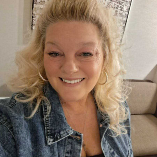 Kelly C. profile photo