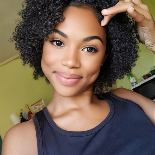 Kamarlia B.