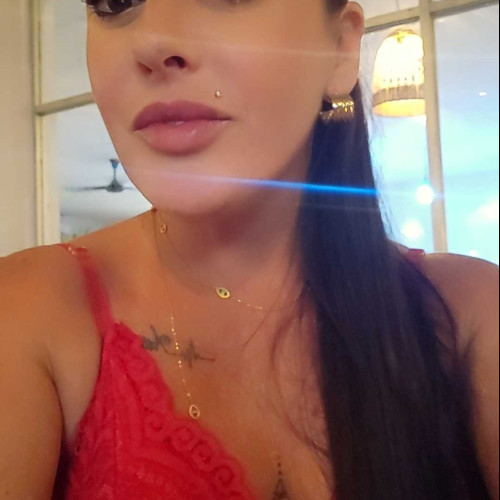 julie G. profile photo