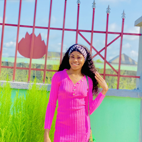 iboi f. profile photo