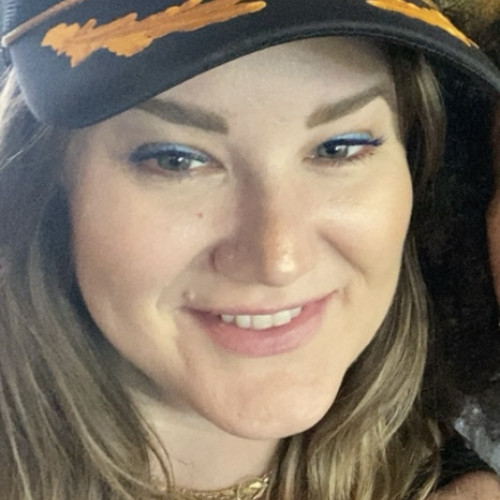 Elizabeth V. profile photo