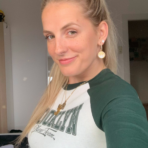 Nadja M.