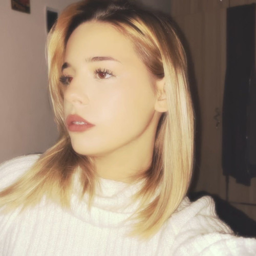 Lea L.