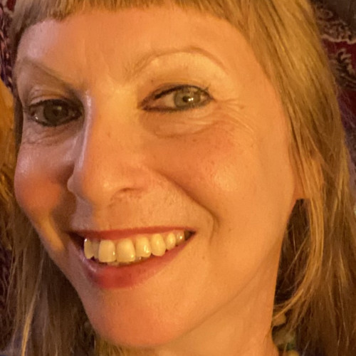 Lea T. profile photo