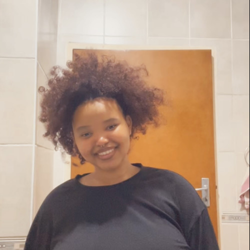 Lisakazi D. profile photo