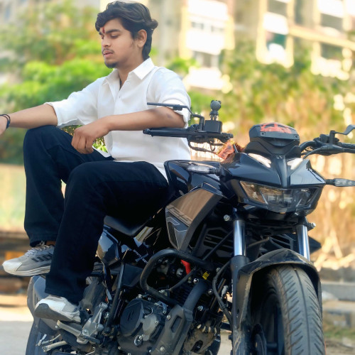 shiva r. profile photo