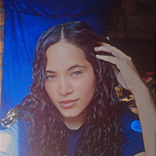 Adenisia  S. profile photo