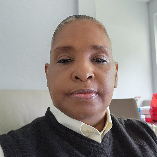 Elda T. profile photo