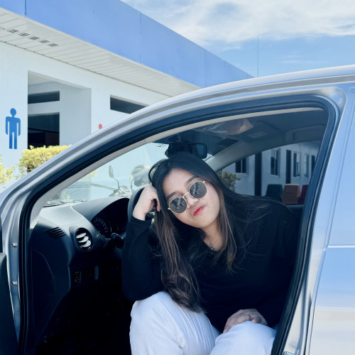 Lhen l. profile photo