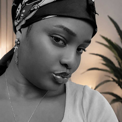 confidence e. profile photo