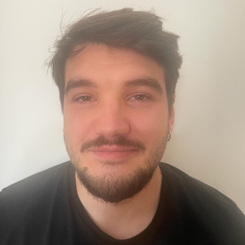 ENRIK e. profile photo