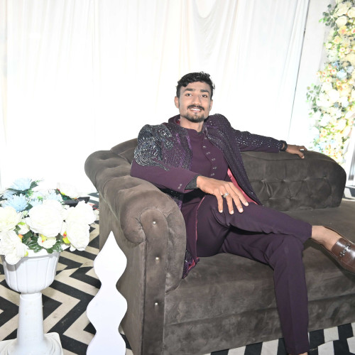 arshlan k. profile photo