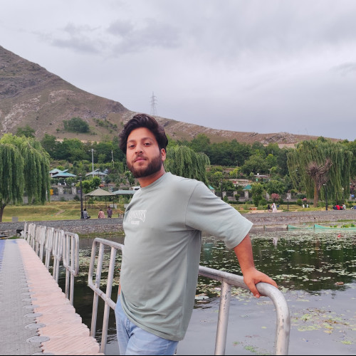 Reshi H. profile photo