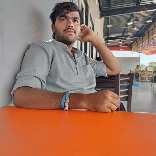 Daya L.