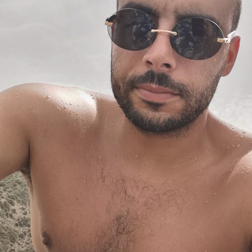 hicham k.