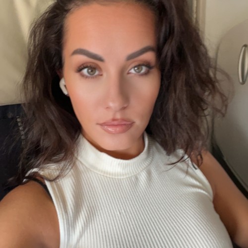 Elena V.