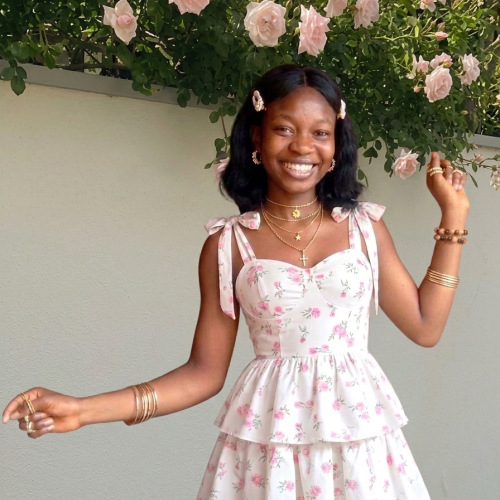 Ezisi  N. profile photo