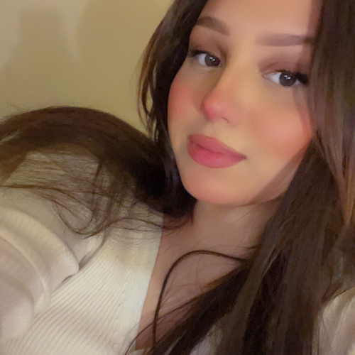 strawberry v. profile photo