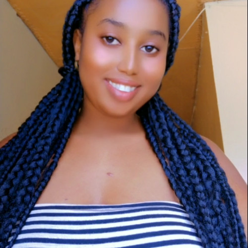 Dieyna D.
