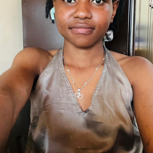 tariro s. profile photo